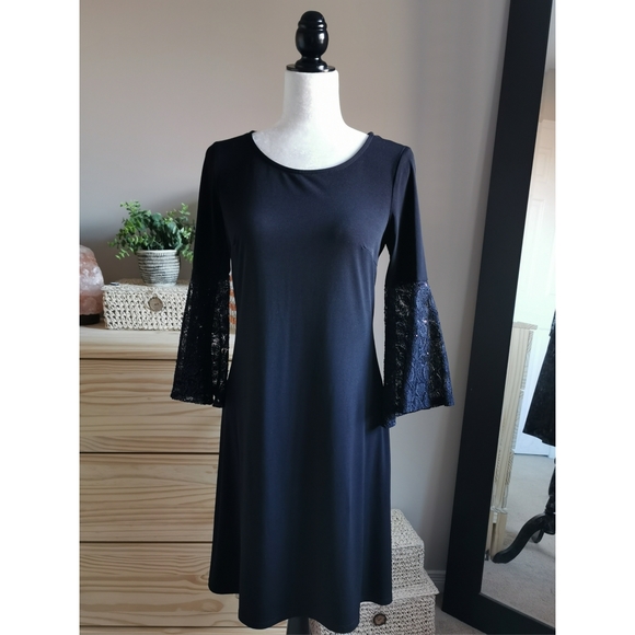 Beautiful Little Black Dress Size Small - Picture 1 of 8